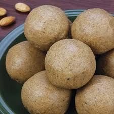Sunnundalu (Urad Dal Laddu)